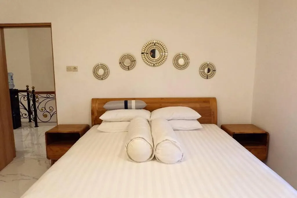 Villa Bale Damai Denpasar Seminyak  Seminyak (Bali)