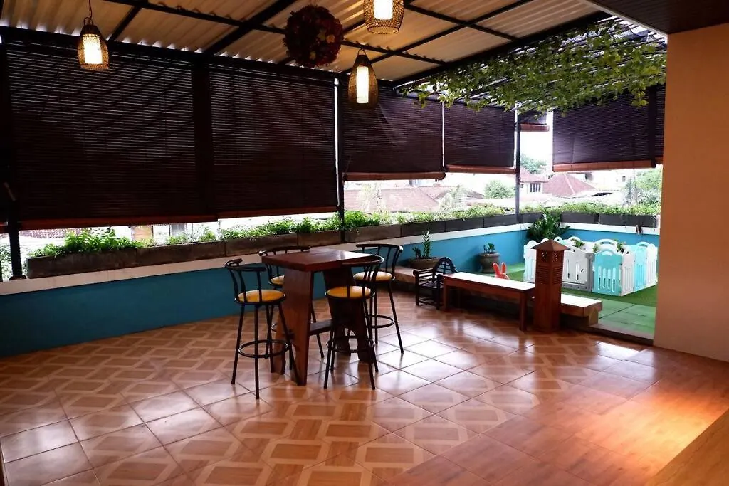 Villa Bale Damai Denpasar Seminyak  Seminyak (Bali)